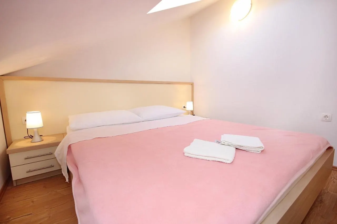 Apartments By The Sea Vlasici, Pag - 9324